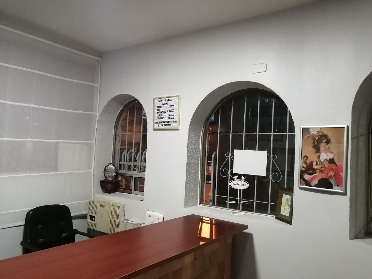 Hotel Sevilla Темуко Екстер'єр фото