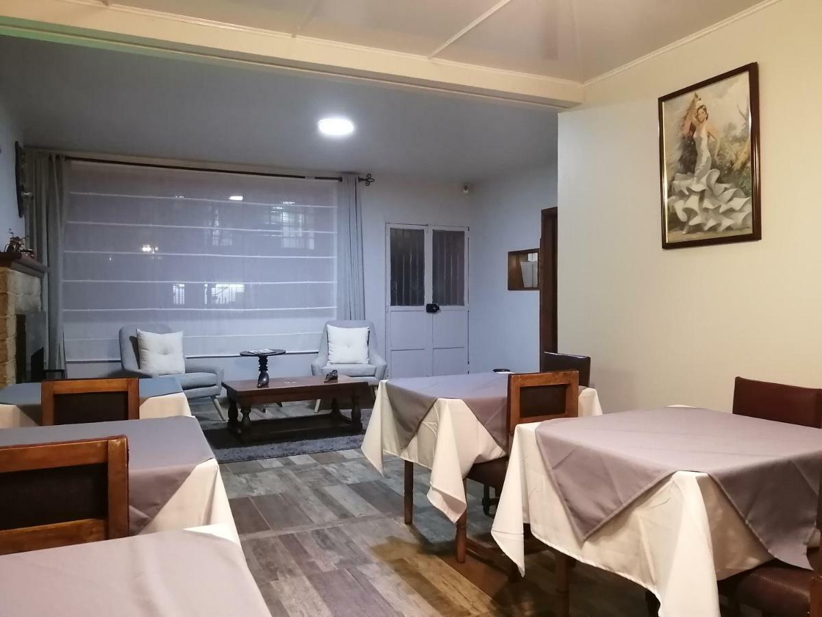 Hotel Sevilla Темуко Екстер'єр фото